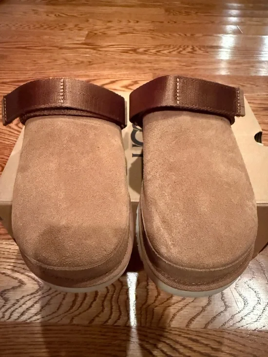 UGG women’s golden star size 8 - Picture 2 of 5